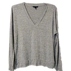 BANANA REPUBLIC Lightweight V Neck Sweater Long Sleeve Hem Side Slits Gr…